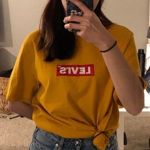 Levi’s Logo Tshirt